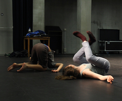 ATELIER KROKUS- DANS-EN BEWEGINGSTHEATER Benny-7d583d1fcb9c262eefa81d14b7eff2ed-festival-m